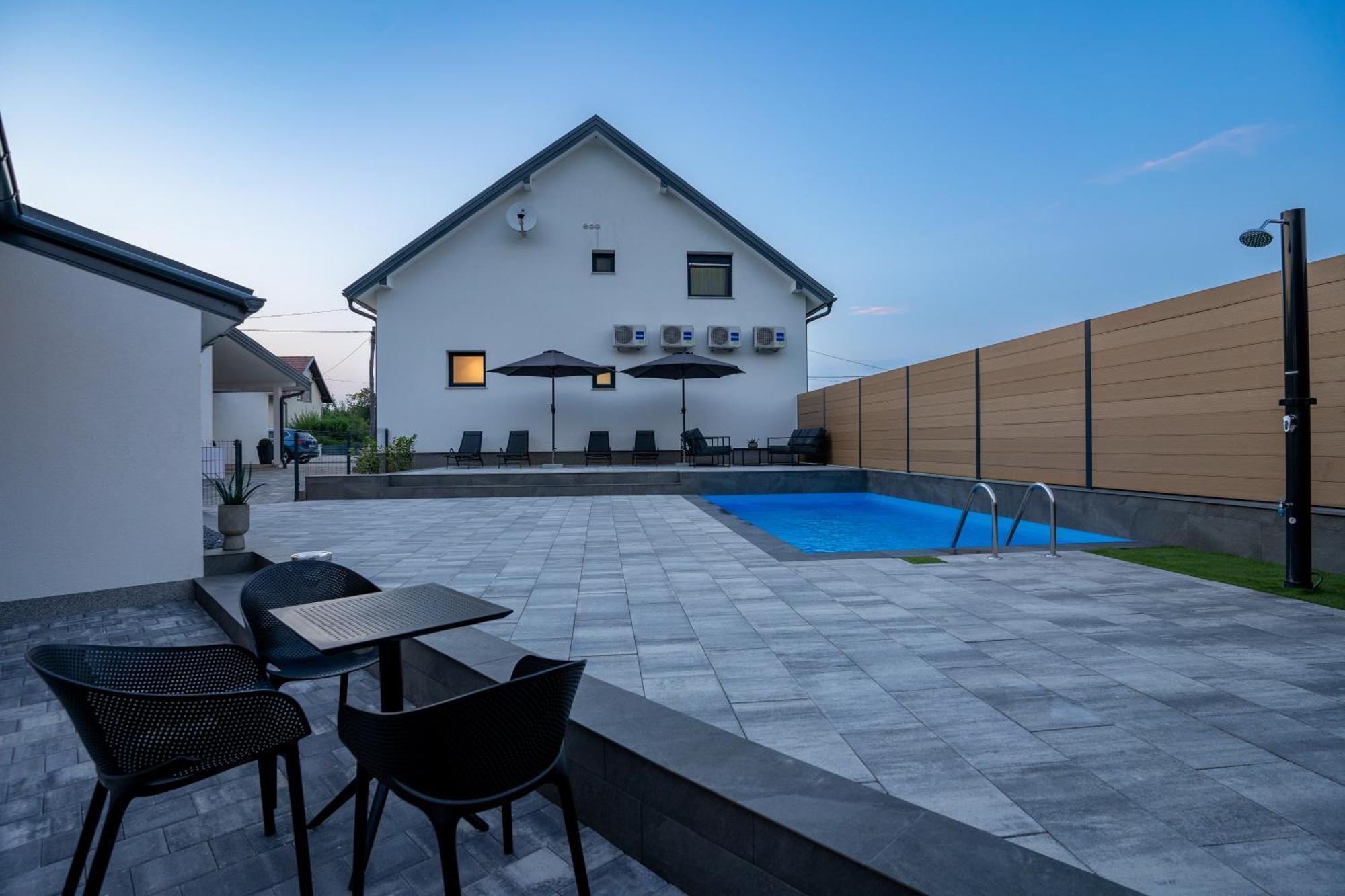 Apartments&Room Forest Slunj Exterior foto